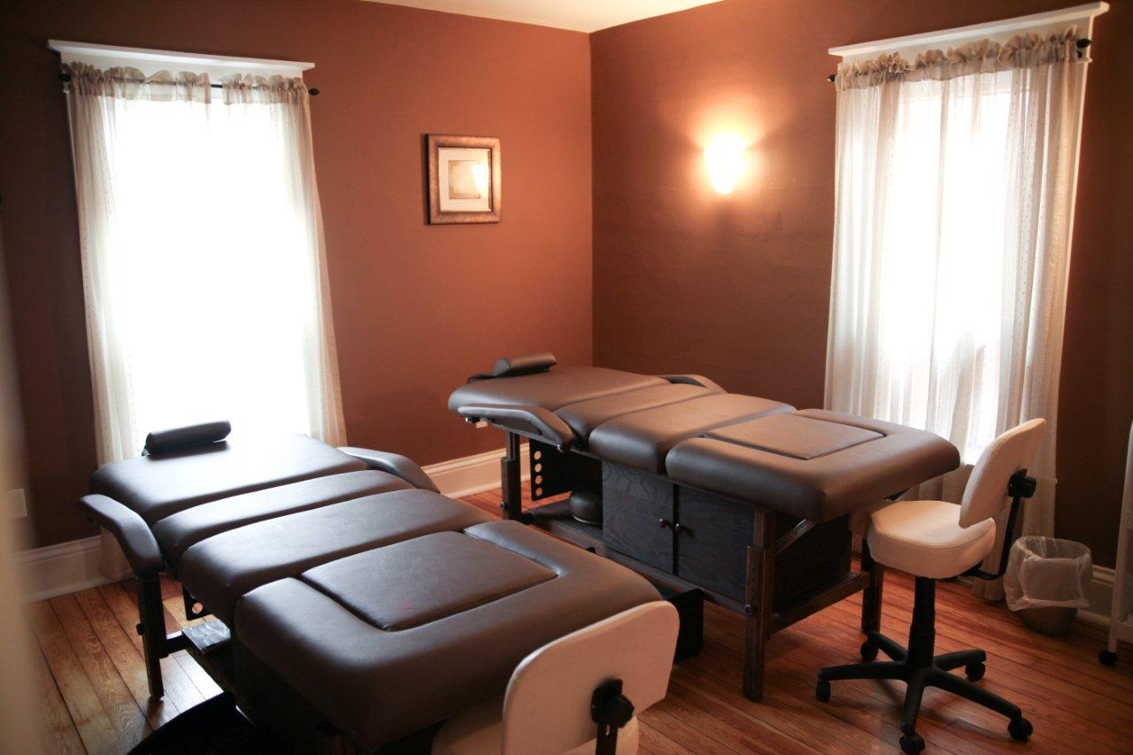 Highly RatedLeah's Locks Hair Salon & Spa, Port Colborne, Ontario